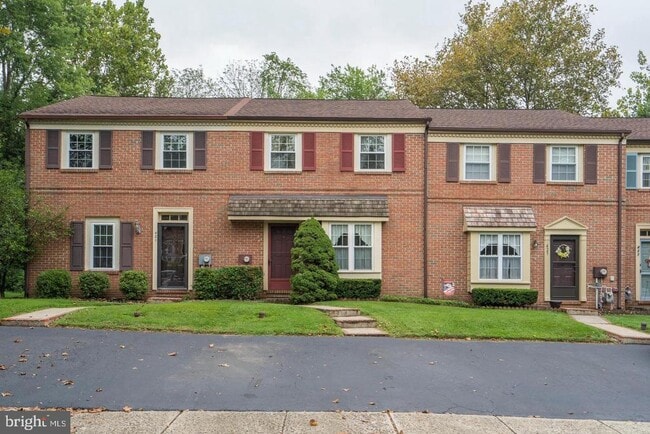 Building Photo - 423 Saw Mill Ct