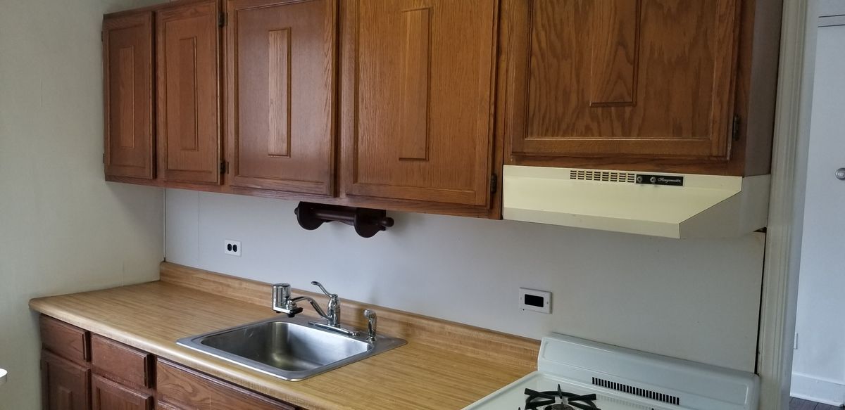 Building Photo - 2243 S Lambert St