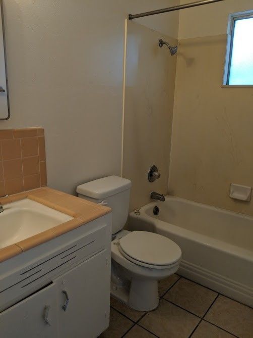 Building Photo - 1233 E Drachman St