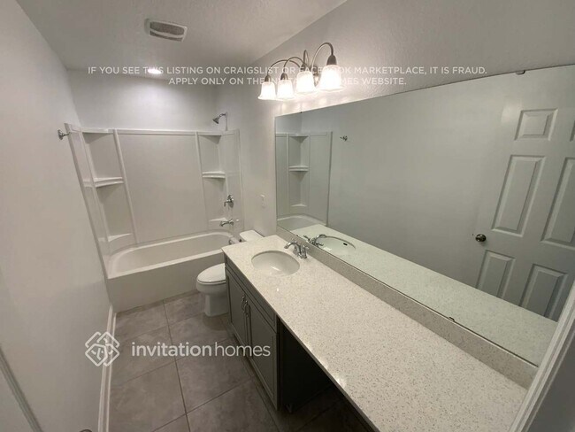 Building Photo - 7107 Emsley Cir