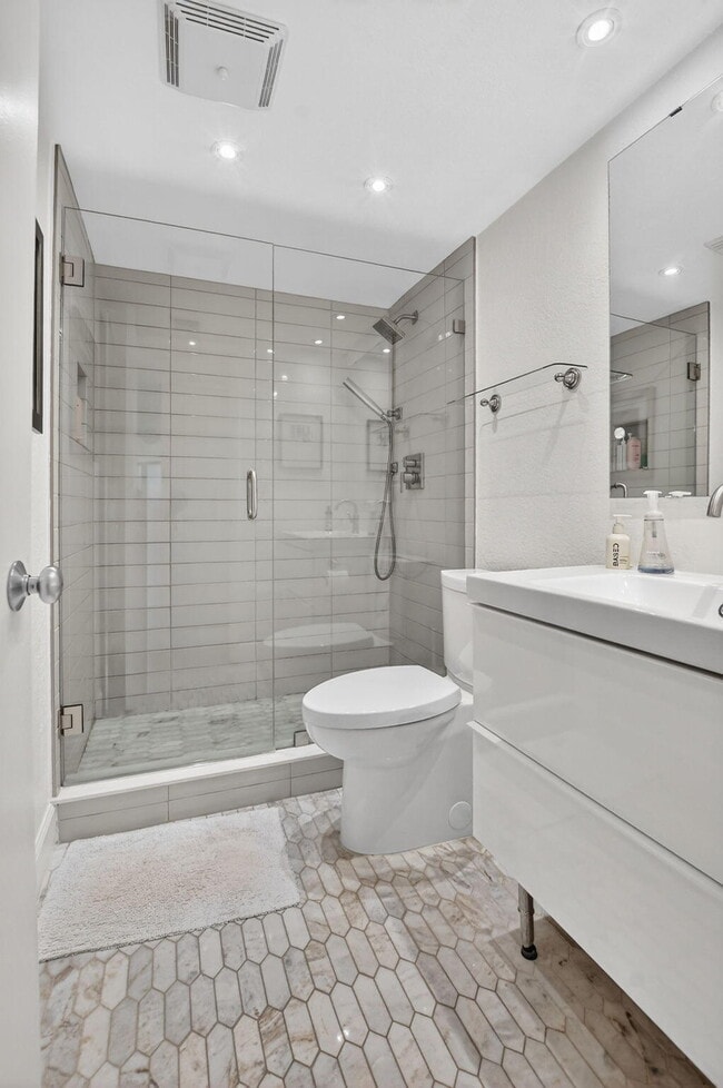 Building Photo - 5851 Camino Del Sol
