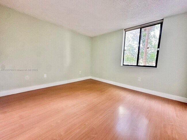 Building Photo - 8305 SW 152nd Ave