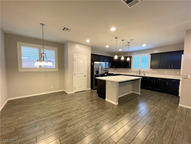 Building Photo - 9702 Canyon Landing Ave
