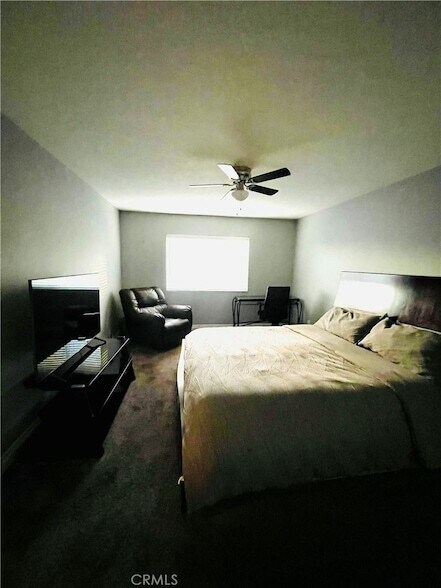 Building Photo - 803 W Fletcher Ave