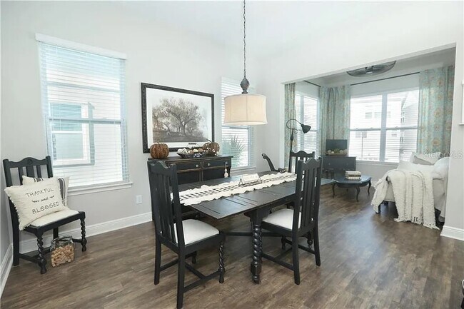 Building Photo - 8451 Karrer Ter