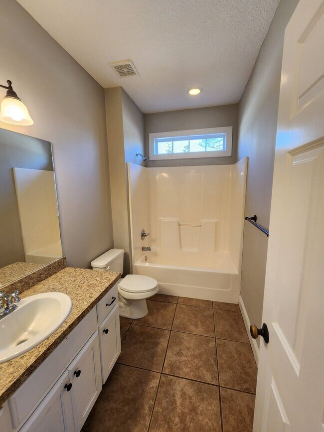 Building Photo - 3835 Napa Dr
