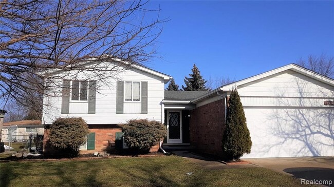 Primary Photo - 2153 Newell Dr