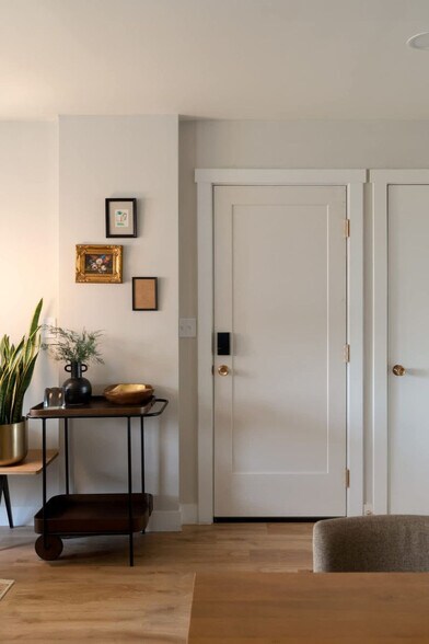 Building Photo - 10 Truitt Ln