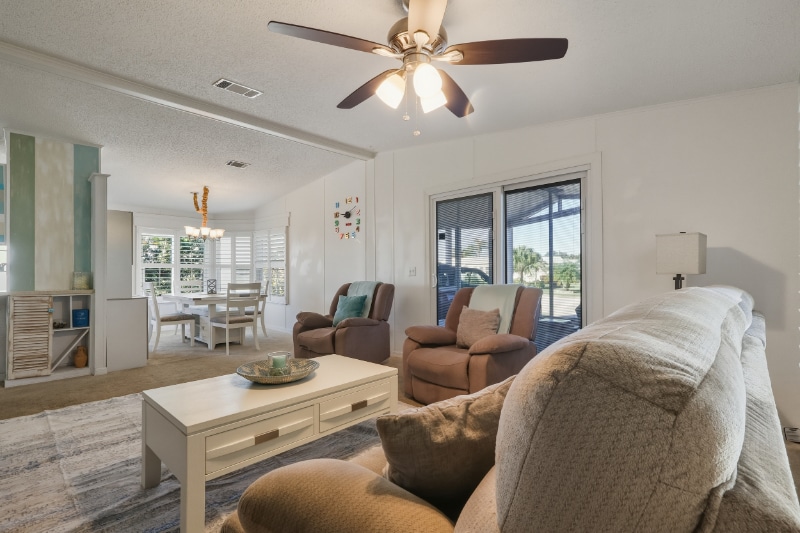 Building Photo - 116 Dolphin Dr S