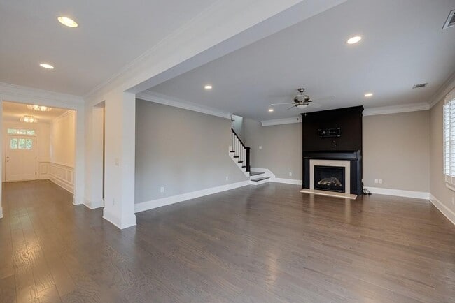 Building Photo - 11760 Stratham Dr