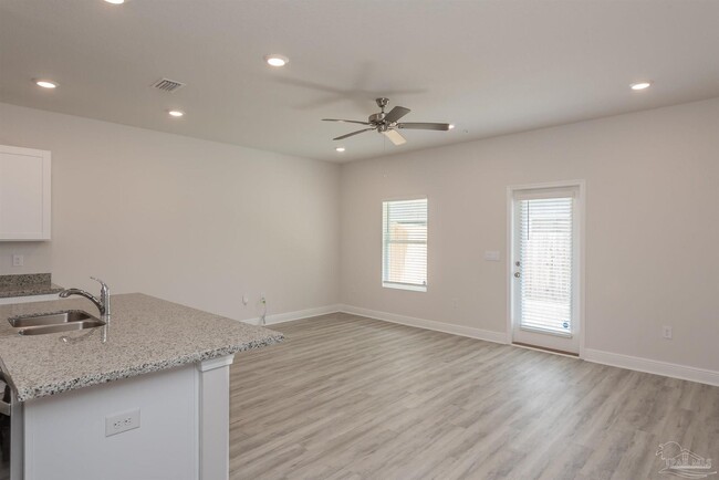 Building Photo - 8706 Meadow Flower Ln