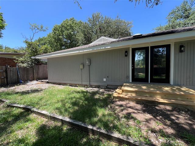 Building Photo - 424 Grace Dr
