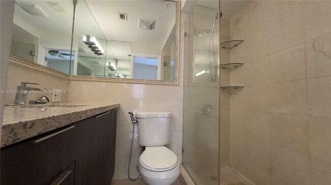 Building Photo - 5125 SW 102nd Ave