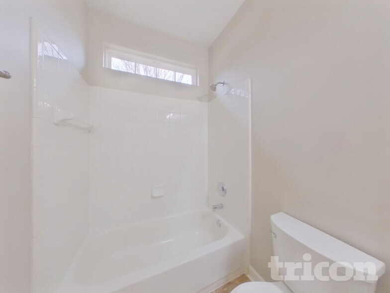 Building Photo - 8530 Delamere Ln