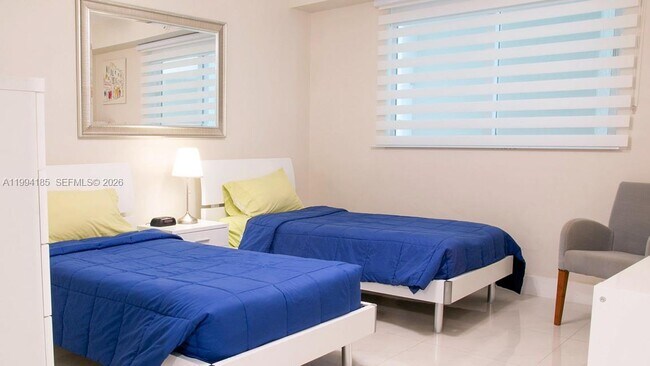 Building Photo - 18100 N Bay Rd