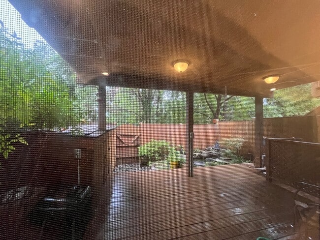 Building Photo - 6572 Kelsey Point Cir