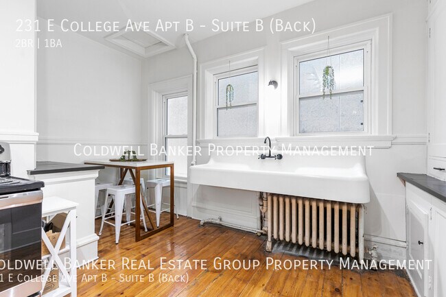 Building Photo - 231 E College Ave