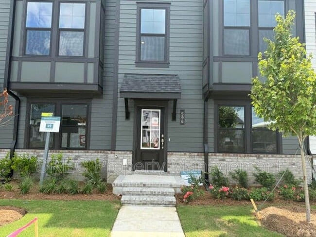 Building Photo - 596 Scholar Way