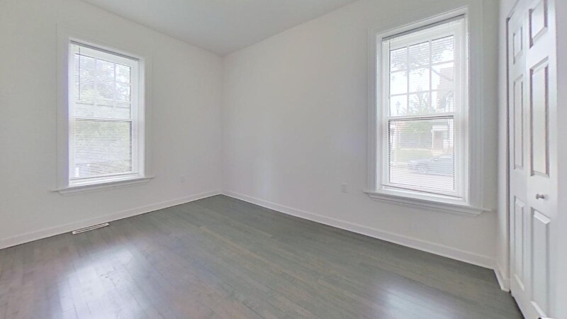 Building Photo - 2803 E Belleview Pl