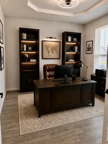 Building Photo - 808 Violet Wy