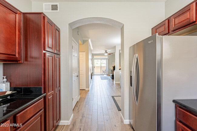 Building Photo - 5335 E Shea Blvd