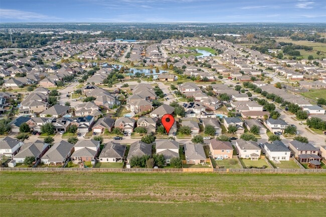 Building Photo - 19731 Dayton Springs Dr