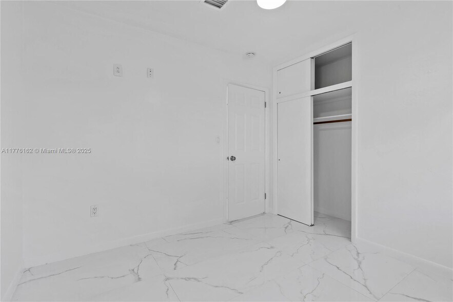Building Photo - 9375 SW 181st St