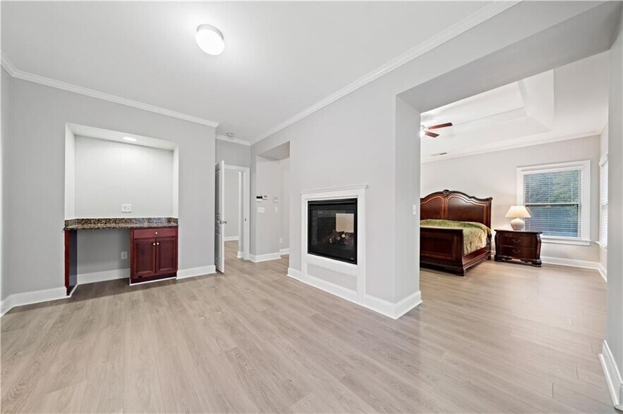 Building Photo - 5370 Breckinridge Ln