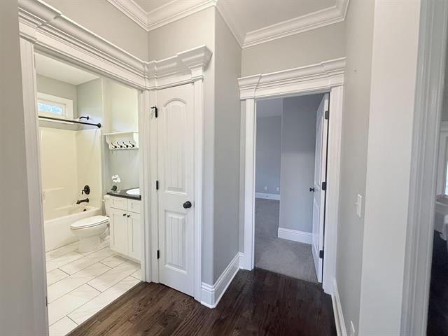 Building Photo - 69 Carousel Cir