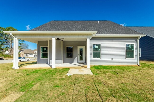 Building Photo - 5012 Oop Rd