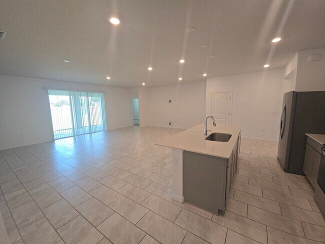 Building Photo - 1098 Michelangelo Ln