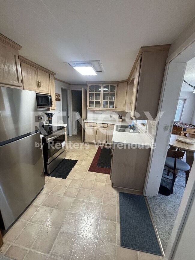 Building Photo - 3 Bedroom 1 Bath Single Family Home in Isle