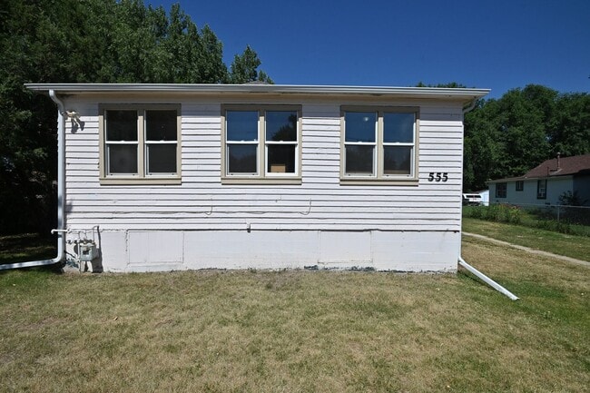 Building Photo - 555 Wyoming Ave