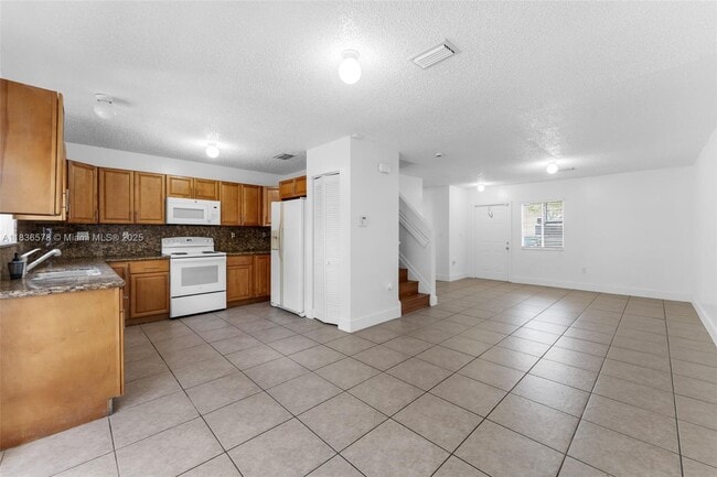Building Photo - 14155 SW 179th Terrace