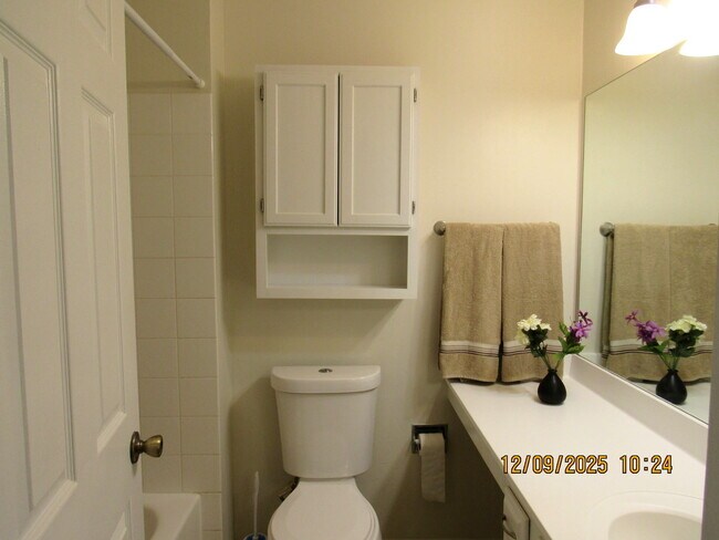 Building Photo - 2790 Glasgow Ct