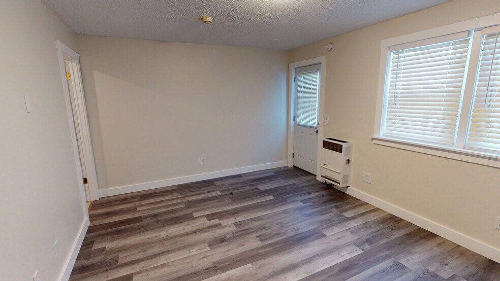 Building Photo - 187 West St