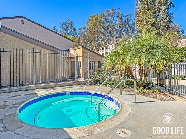Building Photo - Clean & Move-In Ready Upgraded Condo in Prime Scripps Ranch Location