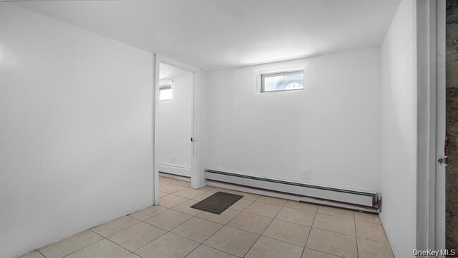 Building Photo - 107-43 Inwood St