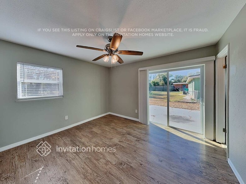 Building Photo - 4114 Lake Lawne Ave