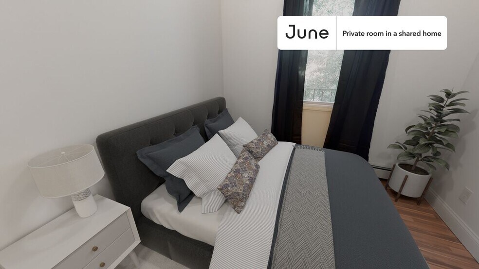 Primary Photo - Room in Shared 4 bed/1 bath home