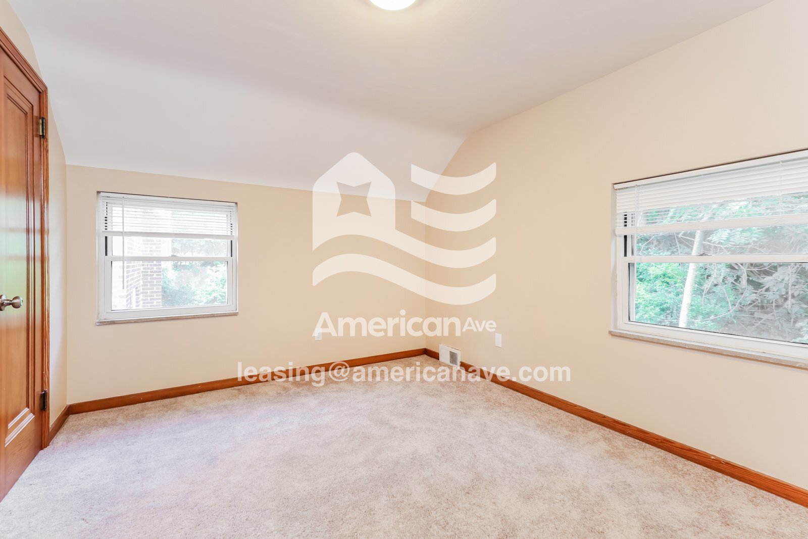 Building Photo - 65 W Bellecrest Ave