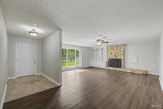 Building Photo - 2340 Tobie Dean Rd