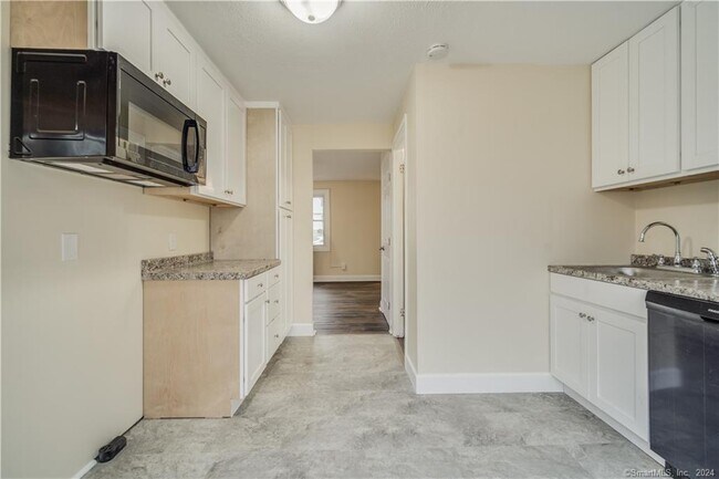 Building Photo - 33 Muir Terrace