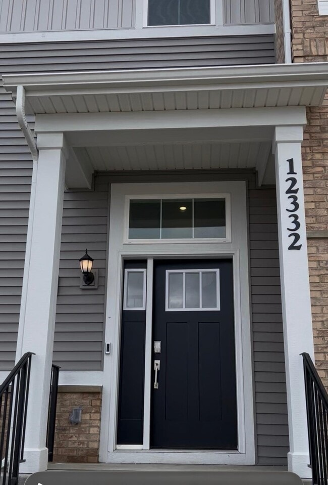 Building Photo - 12332 Tinsley St