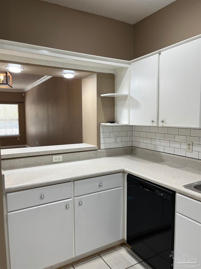 Building Photo - 7320 Mangum Dr