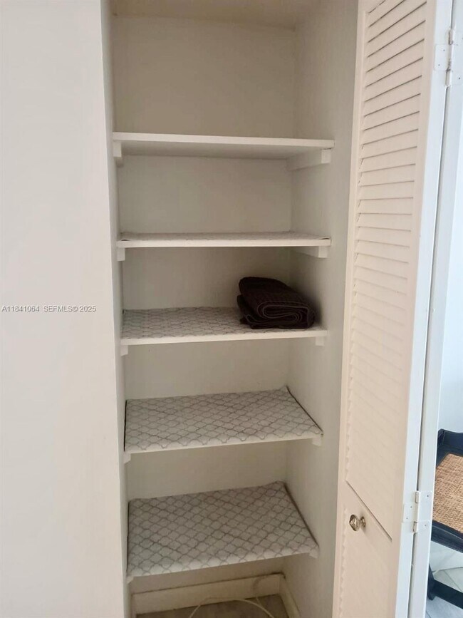 Building Photo - 11111 Biscayne Blvd