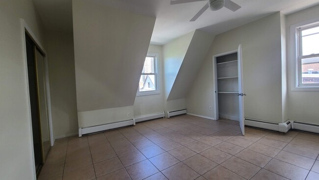 Building Photo - 123 75th St