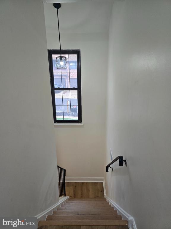Building Photo - 56 Lafayette Ln