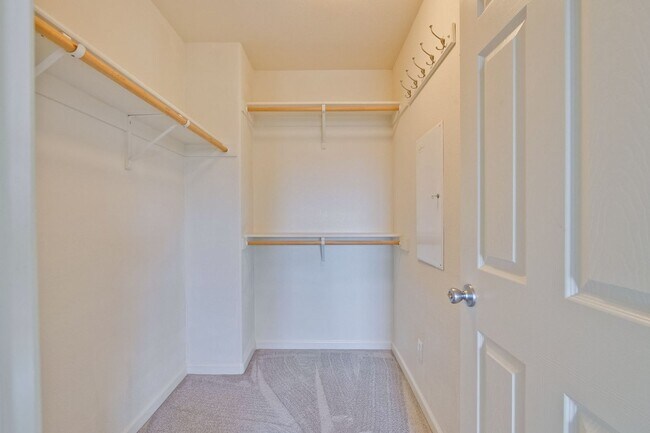 Building Photo - Modern Communication Hill Townhome | Panoramic Mountain Views