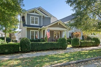 Building Photo - 1306 Jewell Ave